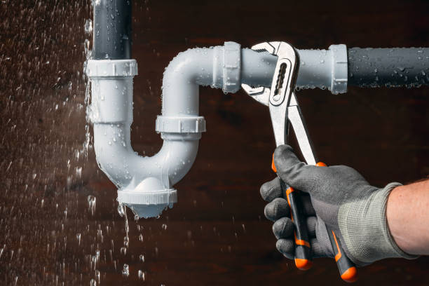 Professional Pipe Repair technician working in Greenbackville, VA